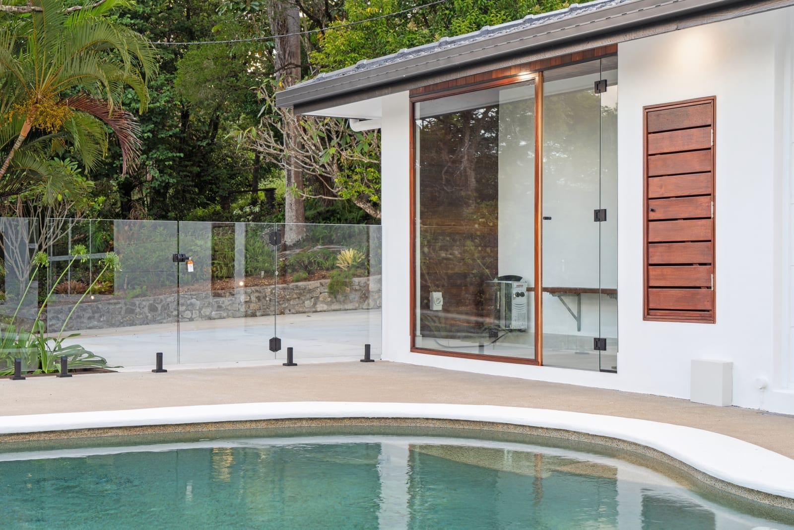 Luxury Acreage With Pool & Dual Living