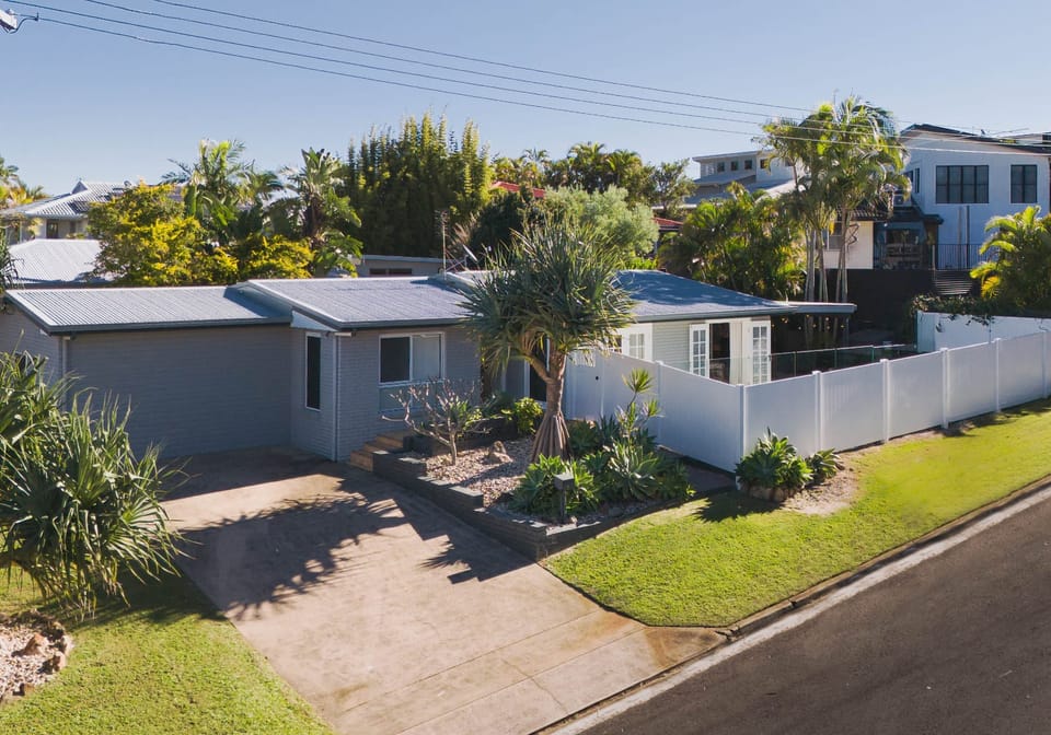 Mooloolaba Magic: Dual Living or Airbnb $$$