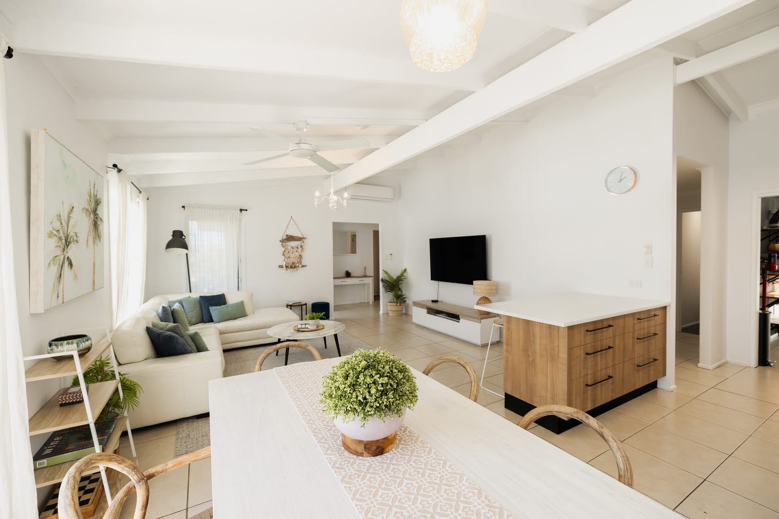 Mooloolaba Magic: Dual Living or Airbnb $$$