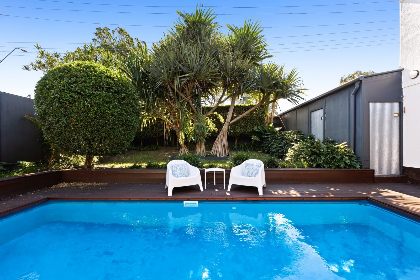 North Facing Entertainer: Views, Versatility, Location