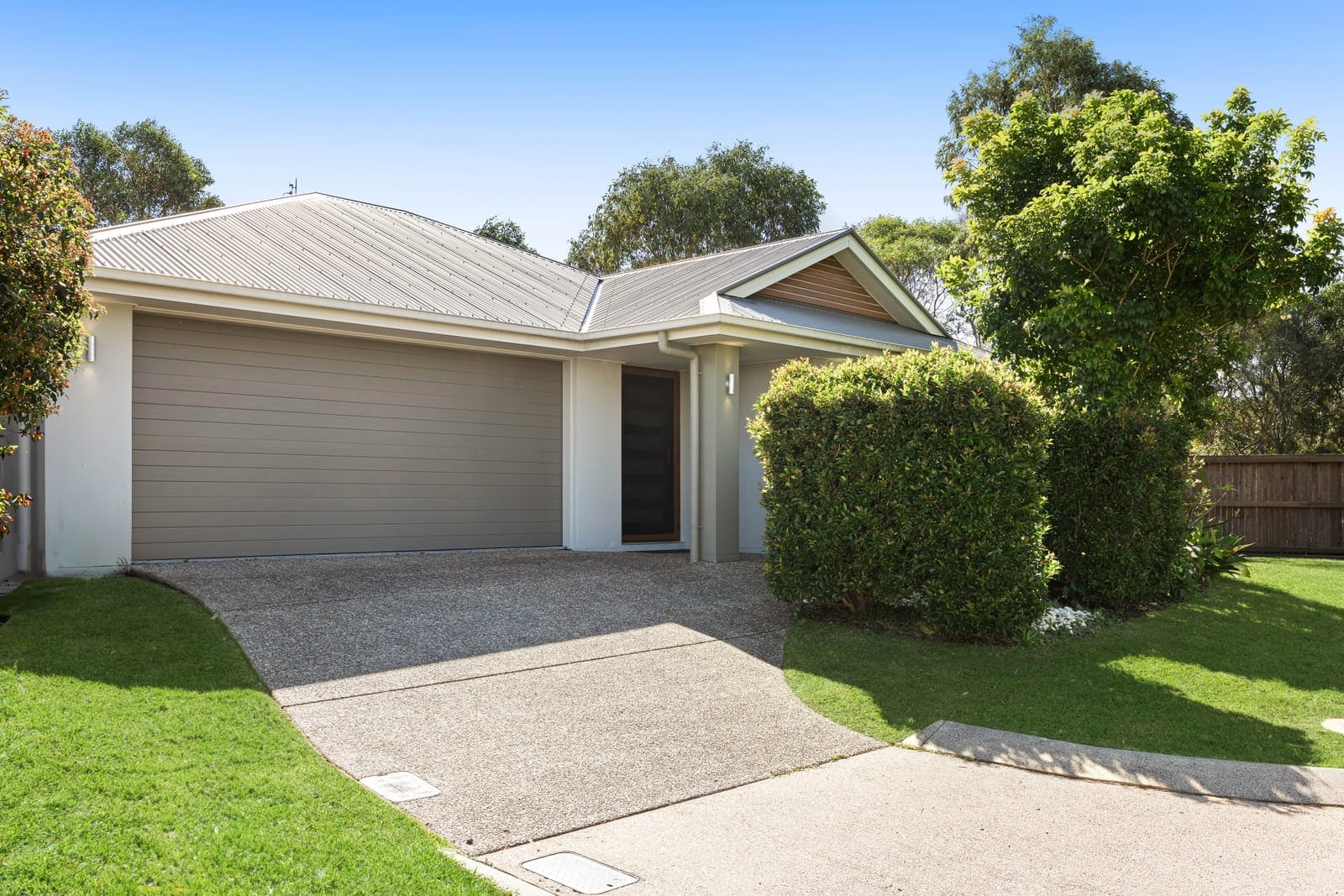 SOLD by Team Cassie Kennedy!