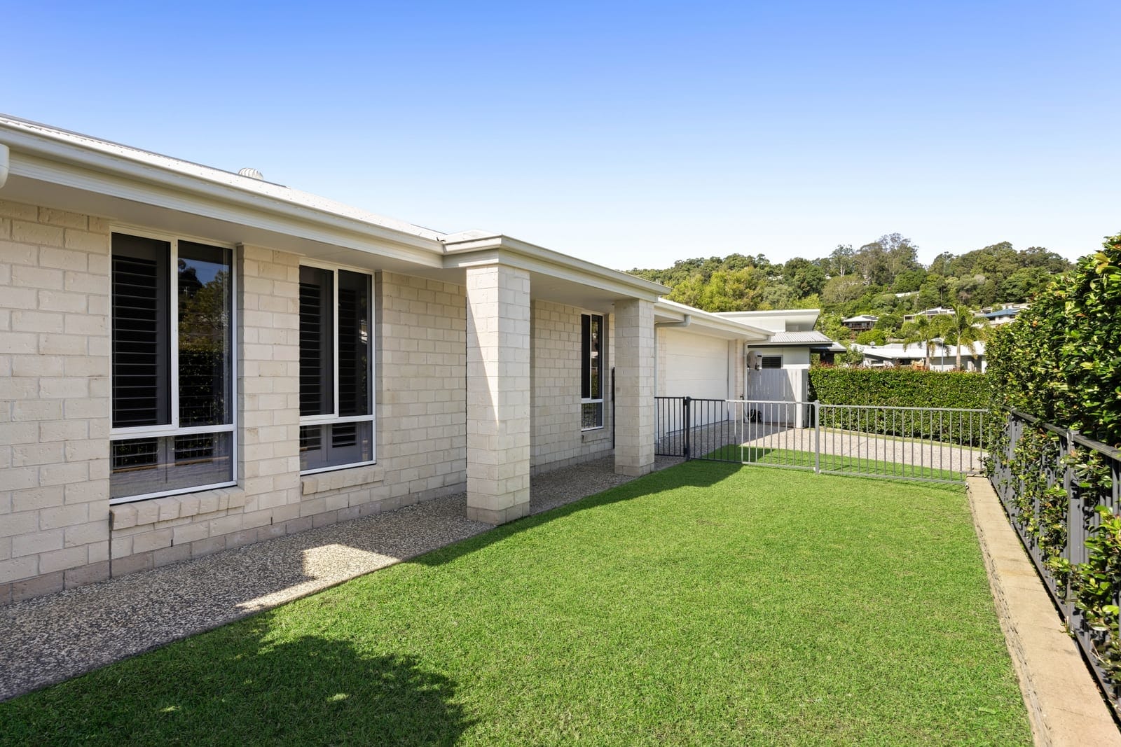 Single-Level Ease Meets Family-Friendly Comfort