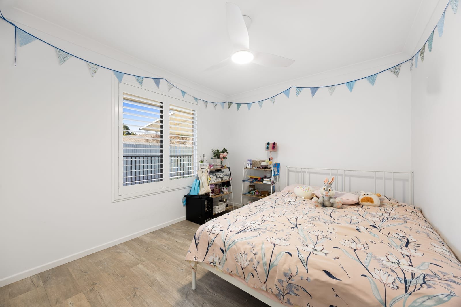 Single-Level Ease Meets Family-Friendly Comfort