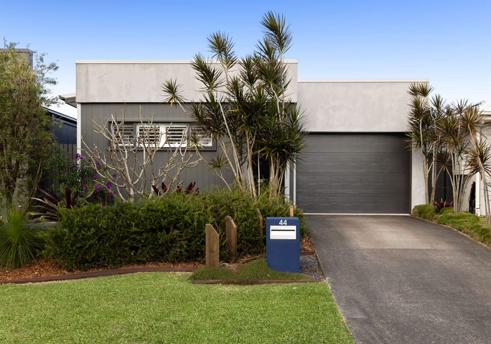SOLD BY SOF & CHRIS | TOWN