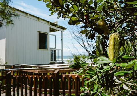 Build-Ready Vacant Land: Prime Lifestyle Location