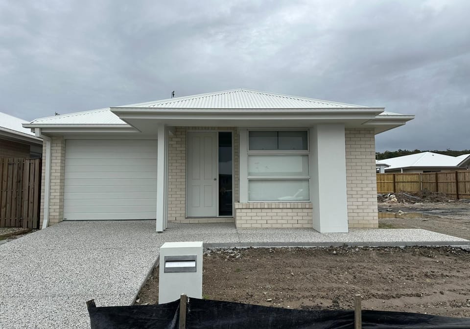 SOLD OFF-MARKET by Team Cassie Kennedy!