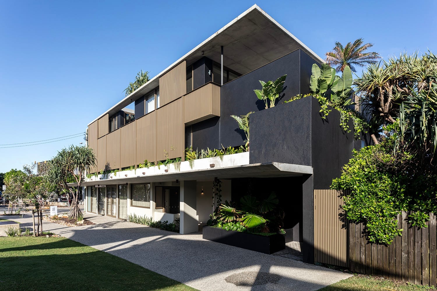 Luxury Beachside Investment