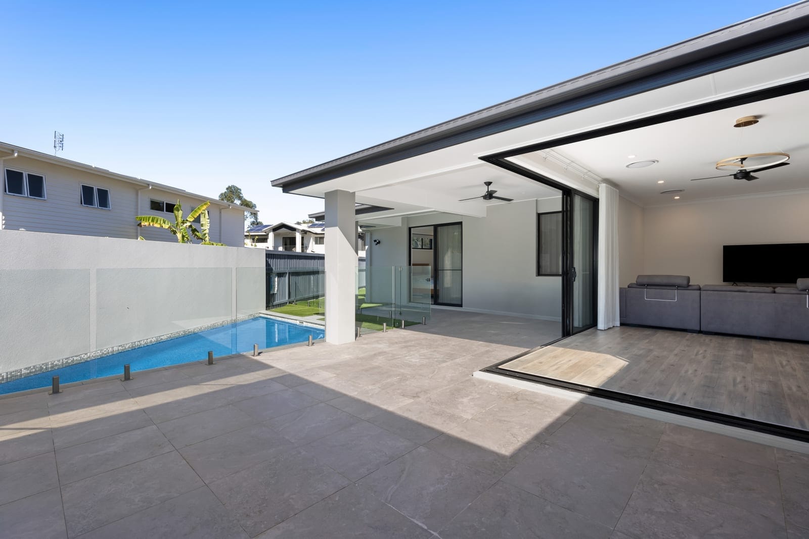 Designer Living in Leafy Enclave