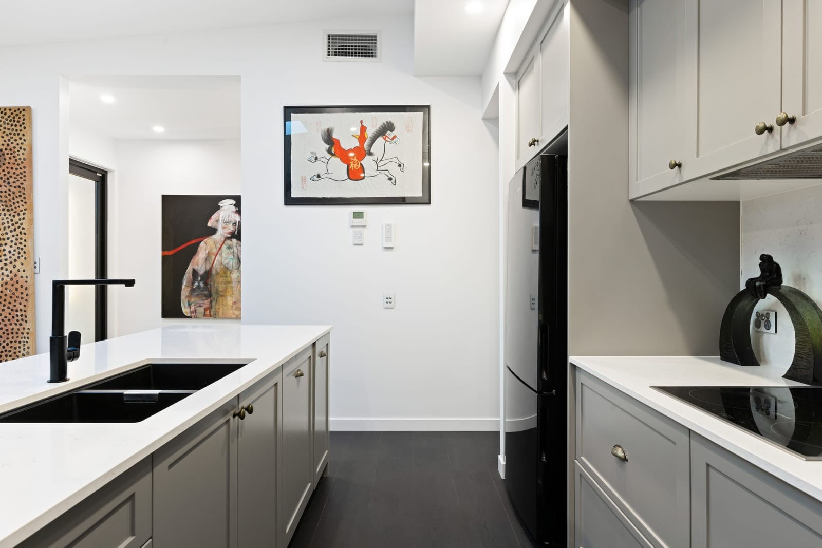 Elegant Home In Bespoke Residence