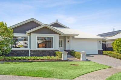 SOLD by Team Cassie Kennedy!