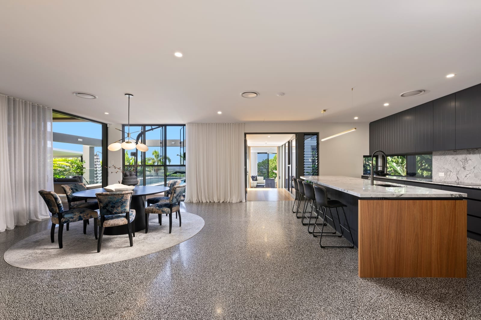 Luxury Coastal Living — Architecturally Designed, Meticulously Crafted