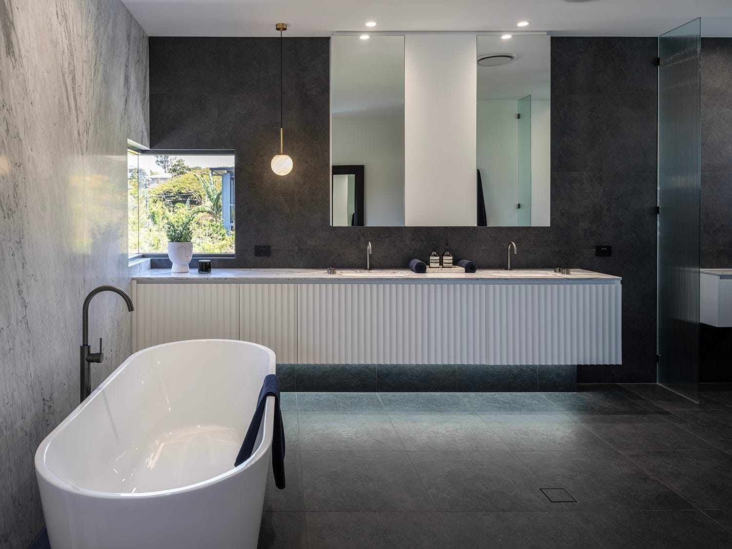 Luxury Coastal Living — Architecturally Designed, Meticulously Crafted