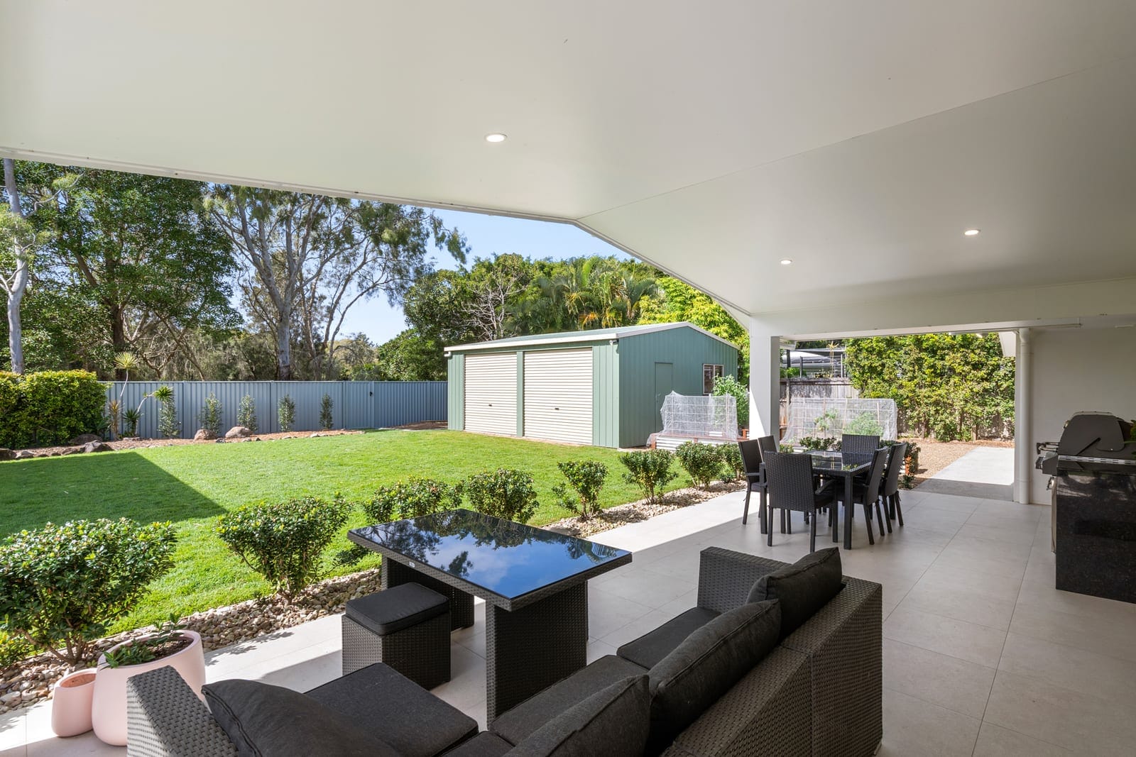 North Facing Entertainer on HUGE 1062m2!