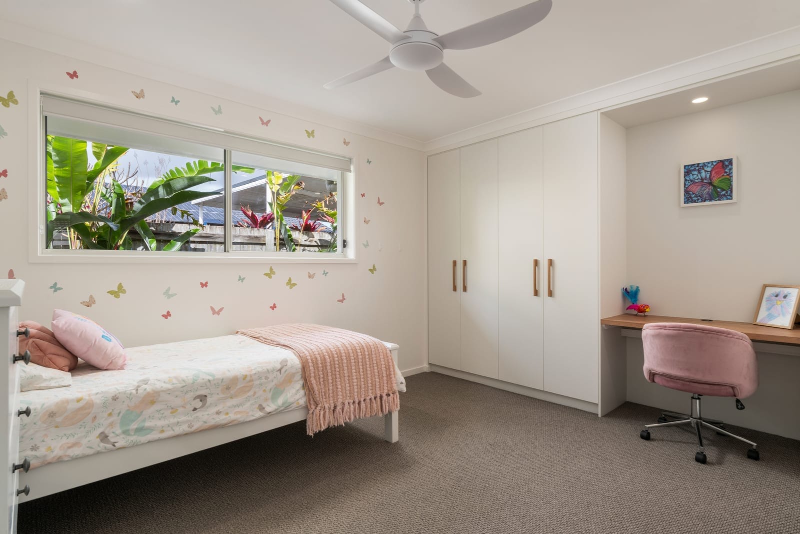 North Facing Entertainer on HUGE 1062m2!