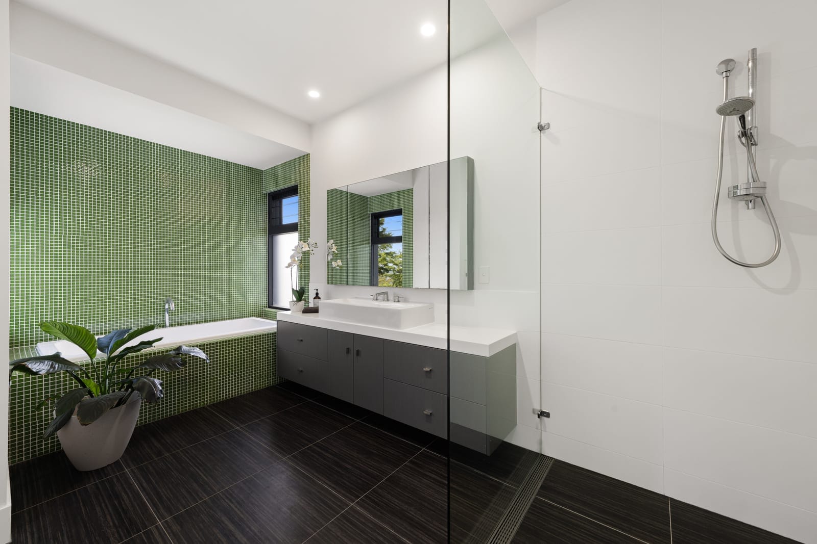 An Exceptional Mons Estate Designed for Modern Living