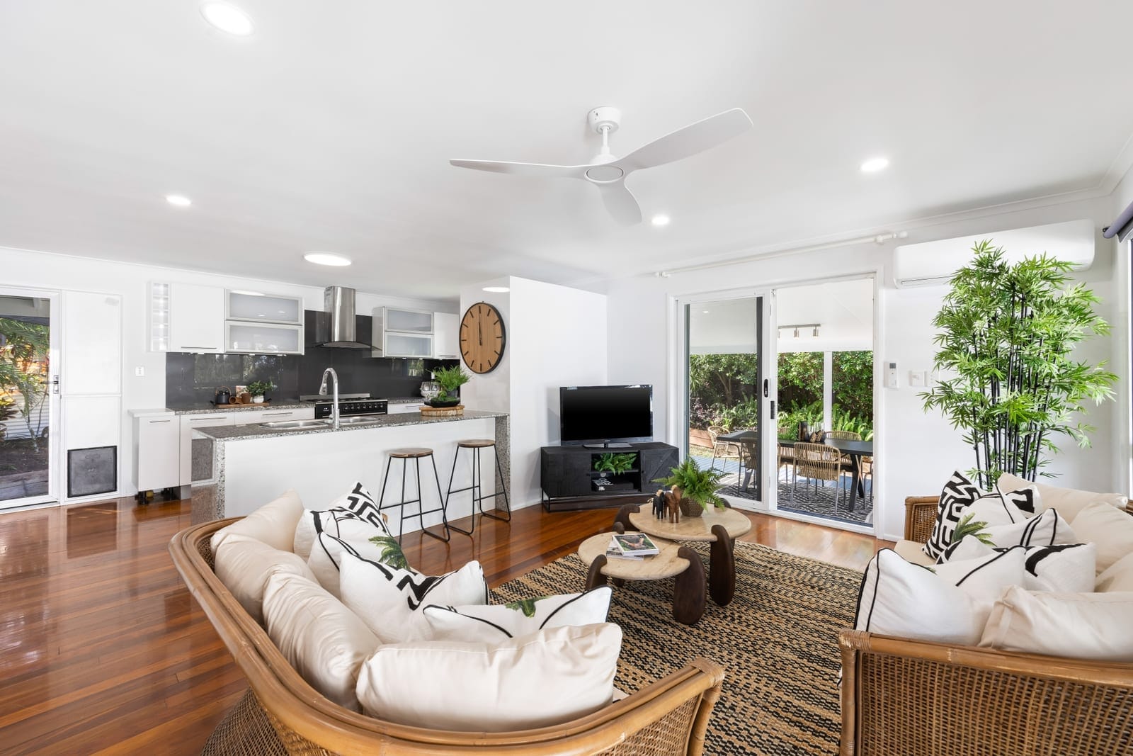 SOLD by Ollie Lehmann