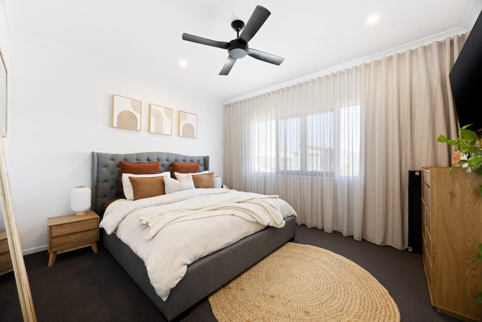 Presentation, Design, Location, Lifestyle!