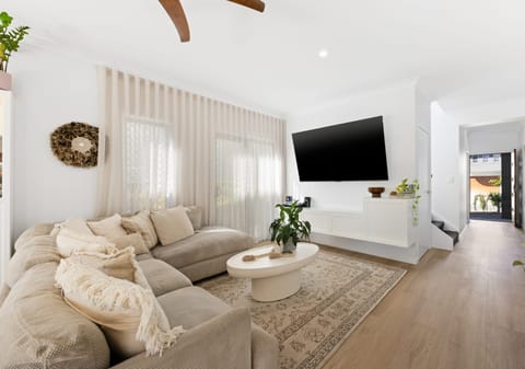 Presentation, Design, Location, Lifestyle!