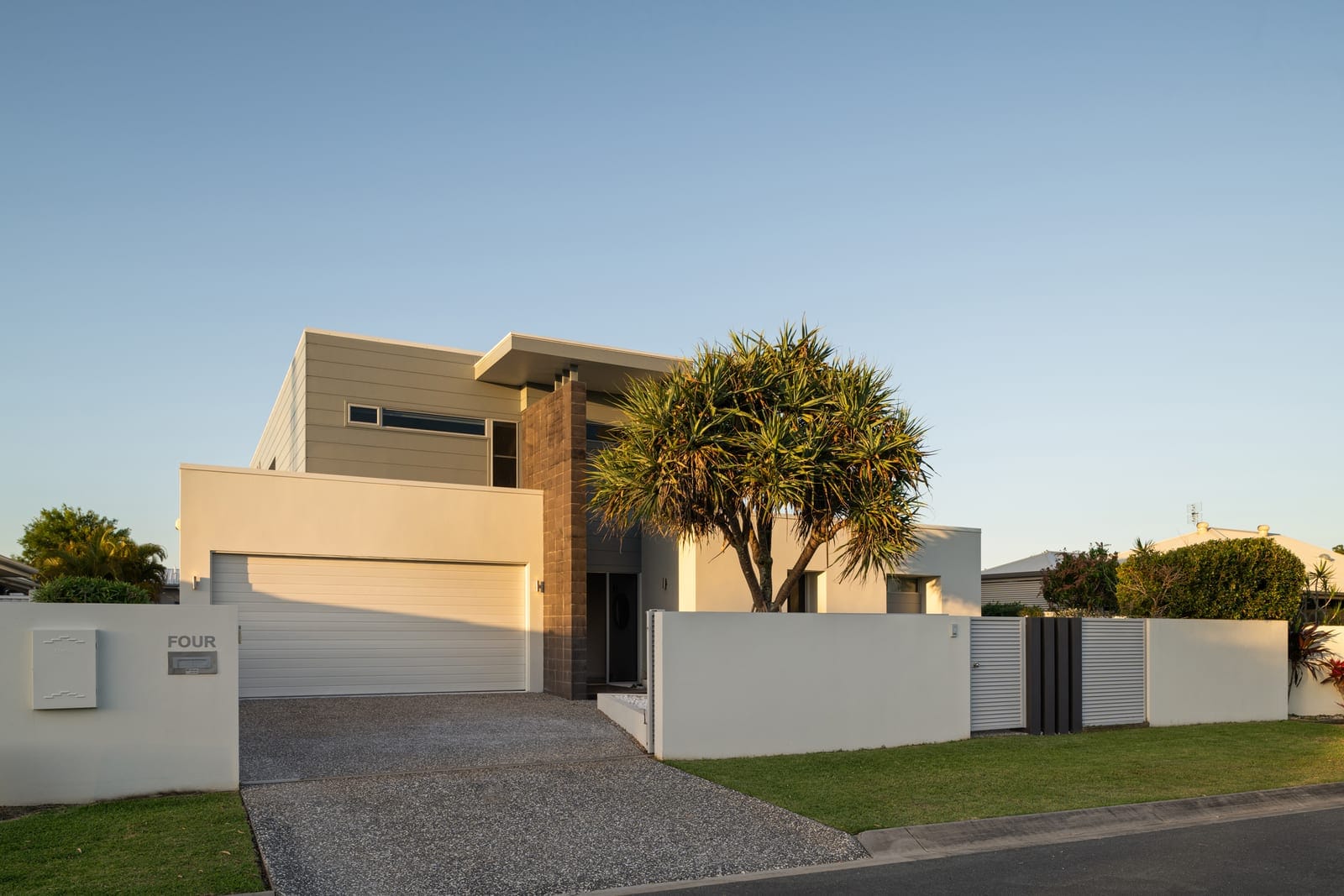 Modern Elegance: Coastal Luxury