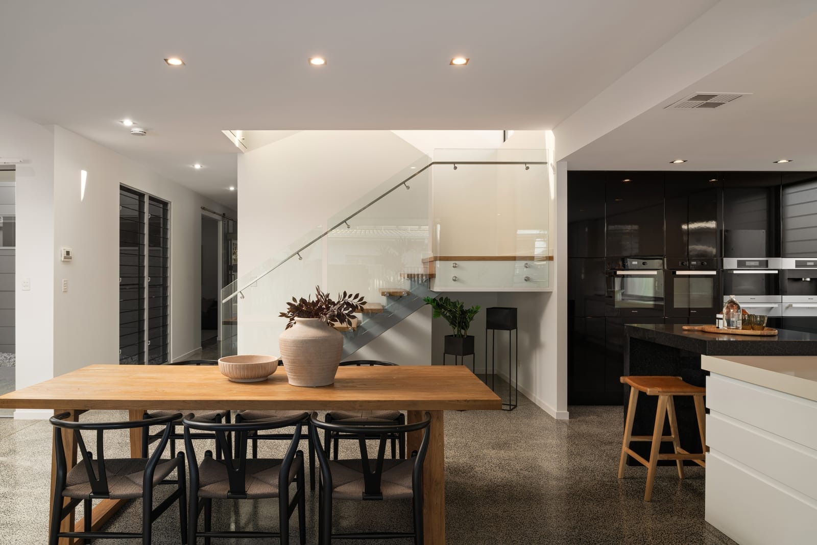 Modern Elegance: Coastal Luxury
