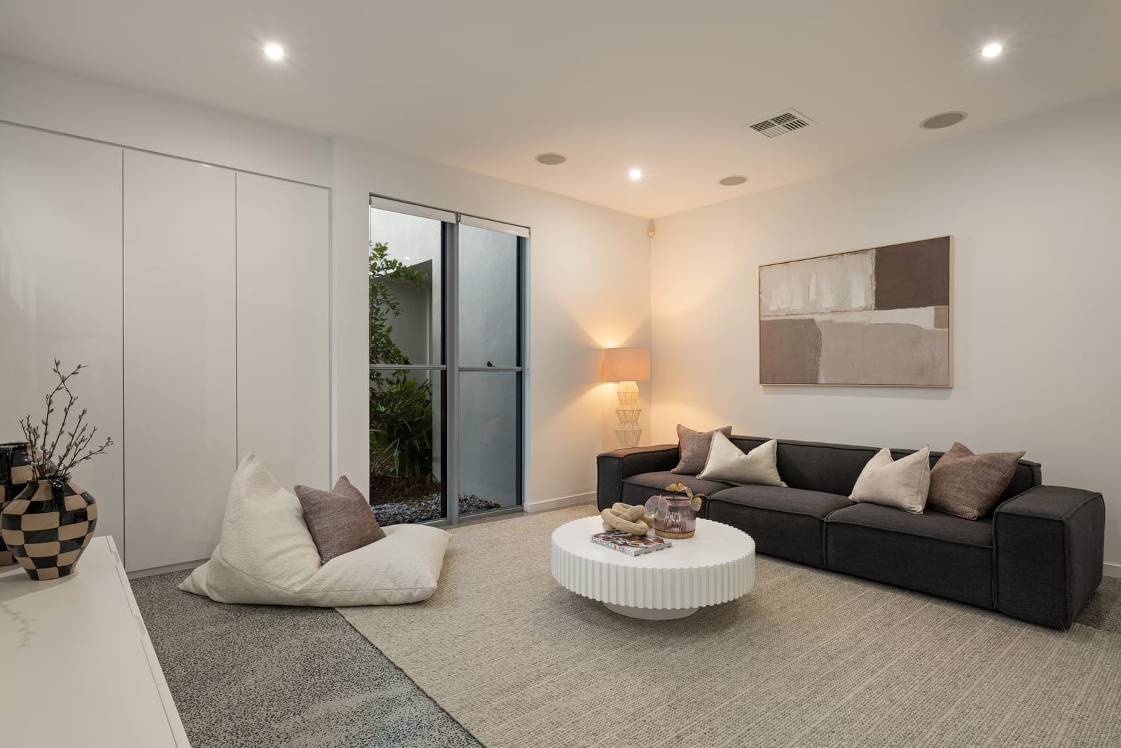 Modern Elegance: Coastal Luxury