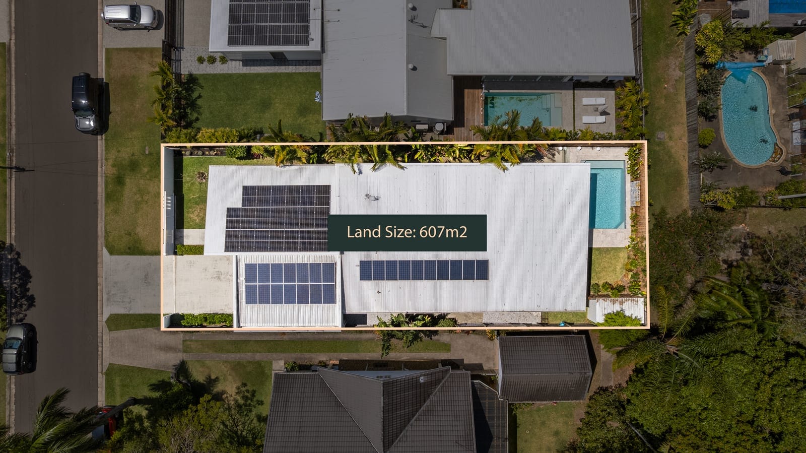 Palm Ave Perfection - where convenience and contemporary living meet!