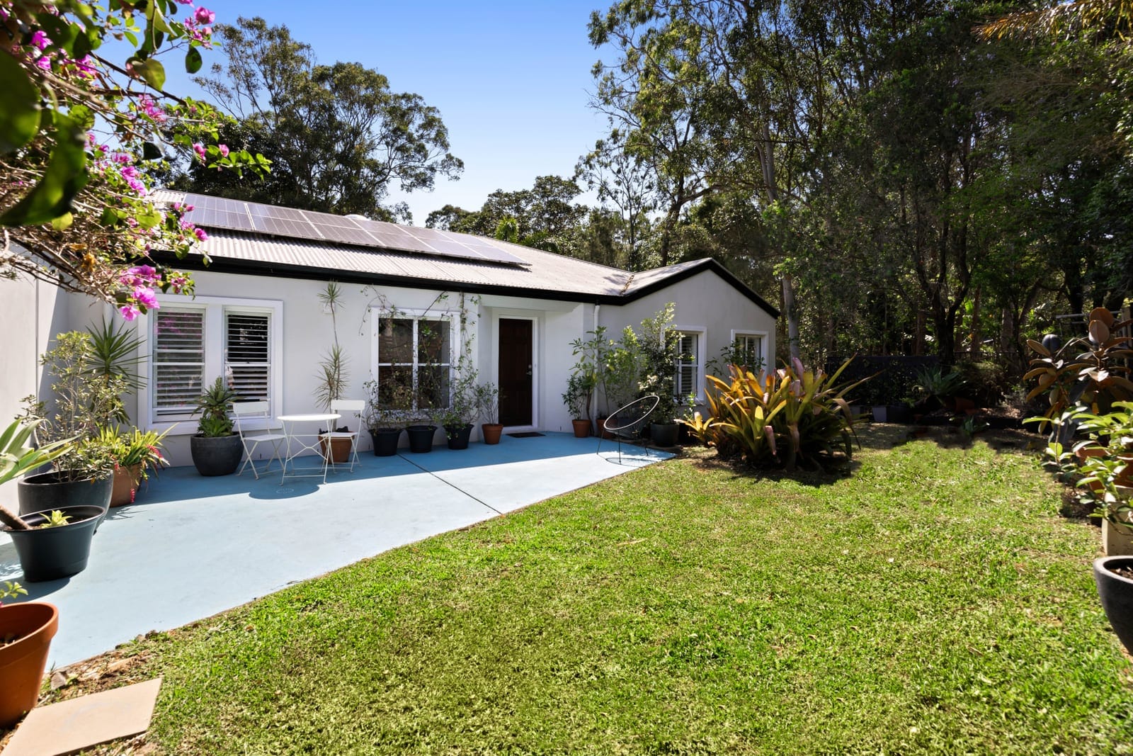 Dual Living Home, Forest Reserve Backdrop (Contact Agent for B&P)