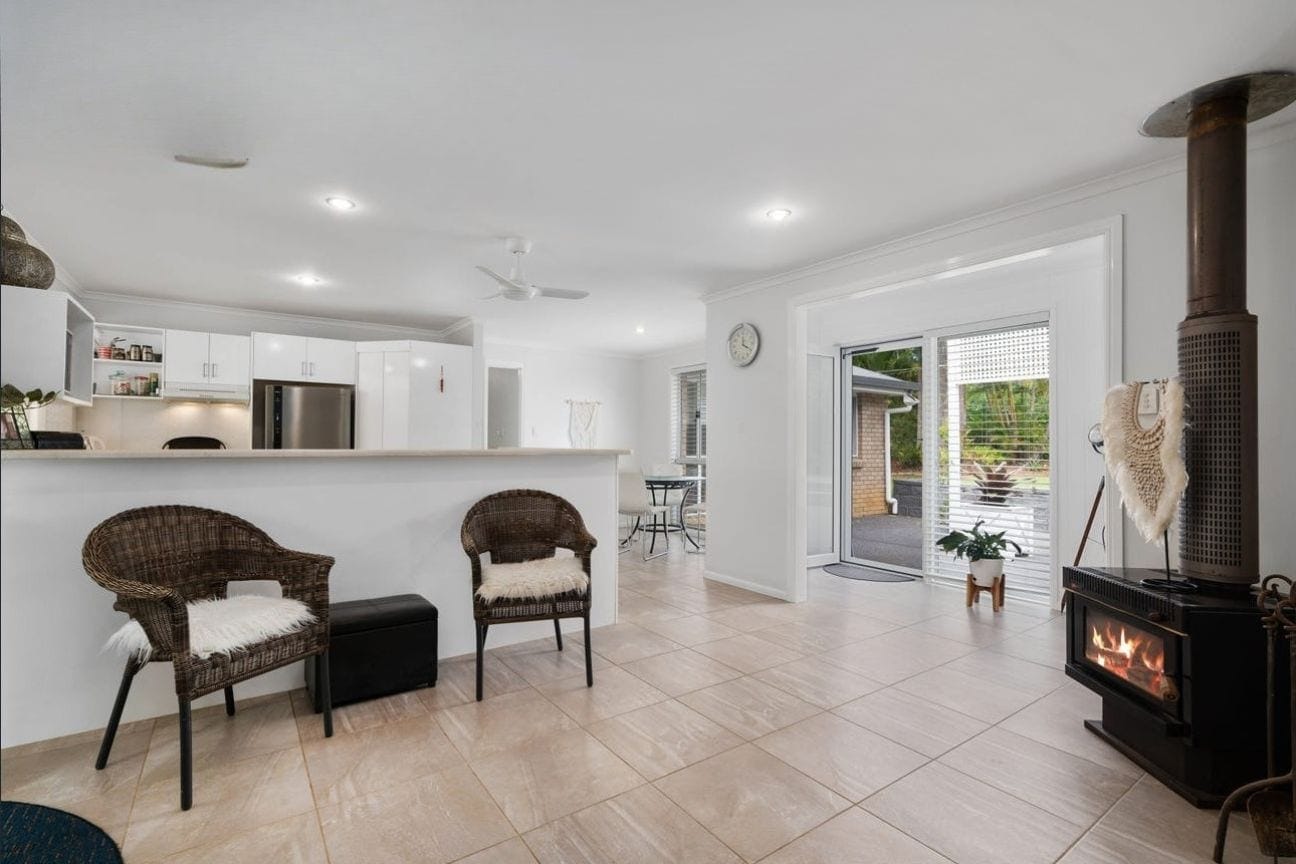 SOLD by Ollie Lehmann TOWN