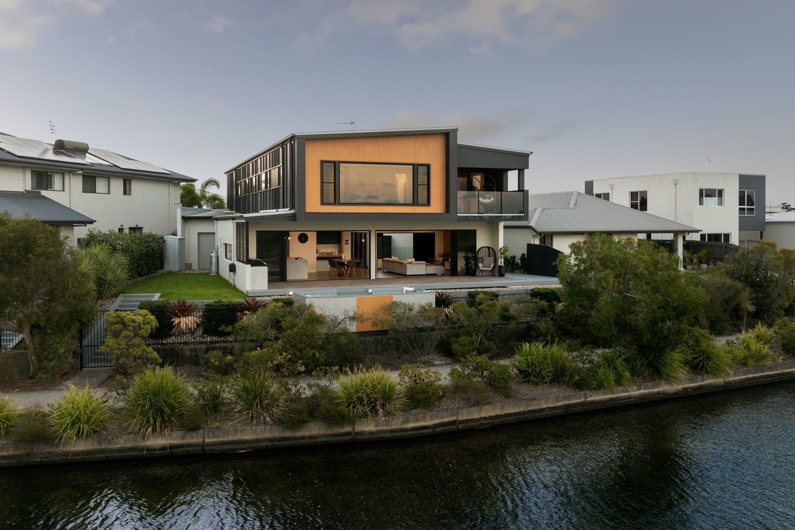Bespoke Waterfront Luxury: 22-Metre-Wide Water Frontage