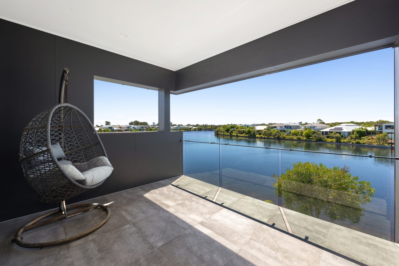 Bespoke Waterfront Luxury: 22-Metre-Wide Water Frontage