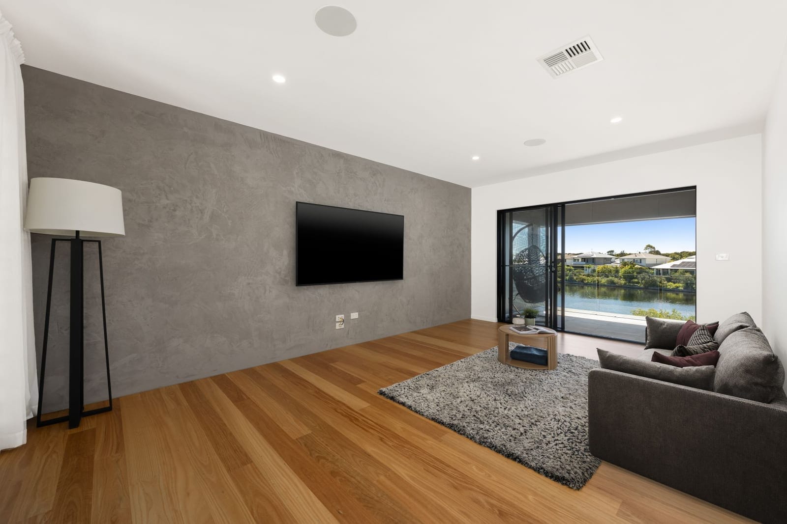 Bespoke Waterfront Luxury: 22-Metre-Wide Water Frontage