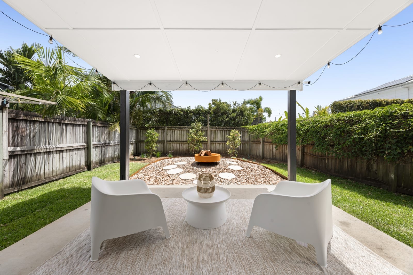 Coastal Lifestyle Meets Beachside Convenience