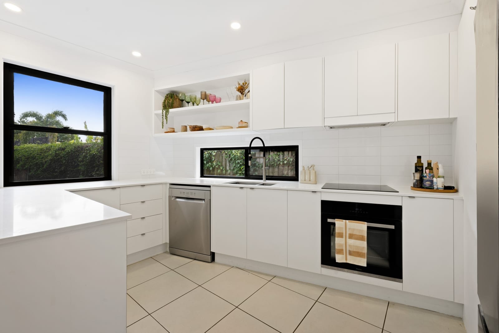 Coastal Lifestyle Meets Beachside Convenience