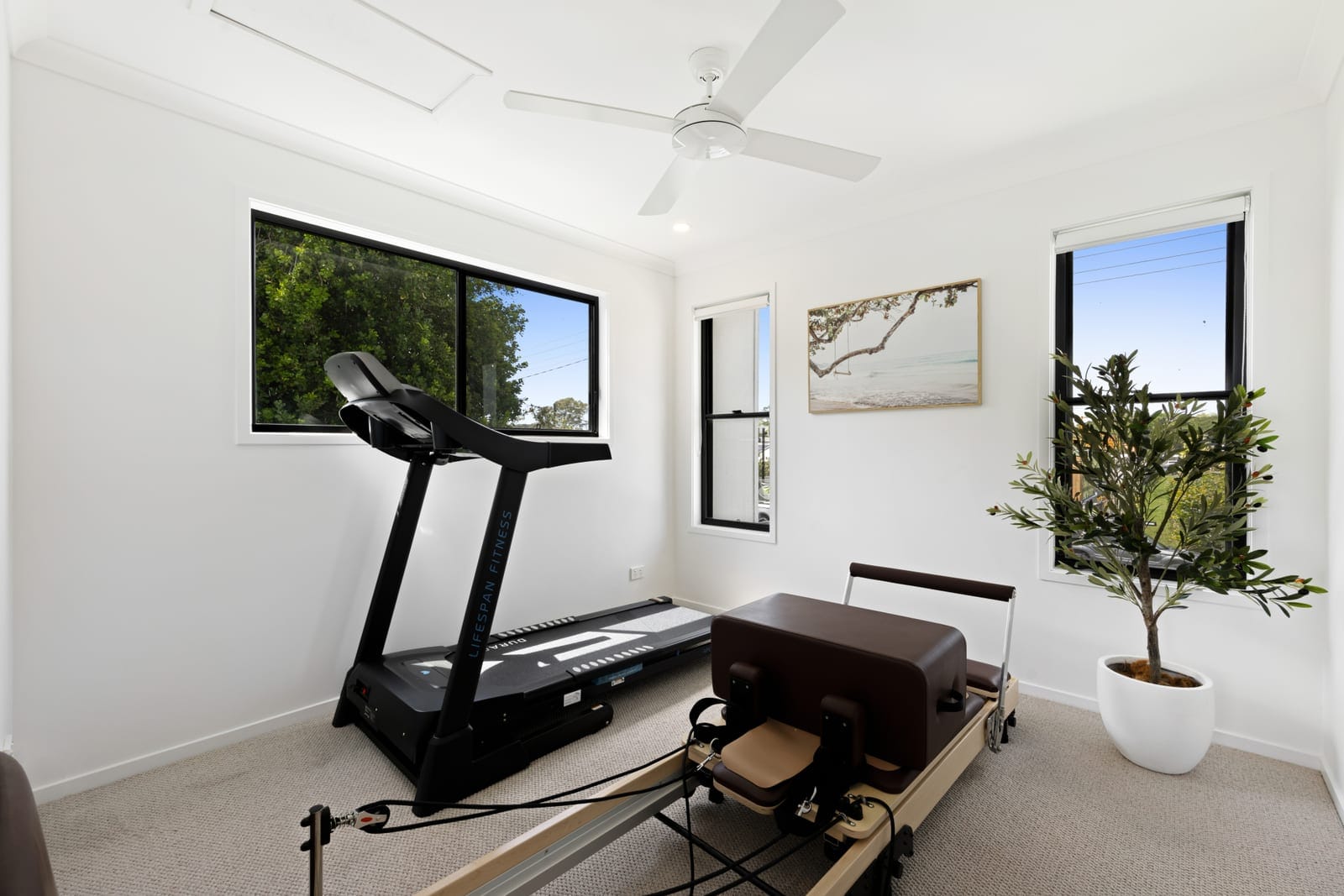 Coastal Lifestyle Meets Beachside Convenience