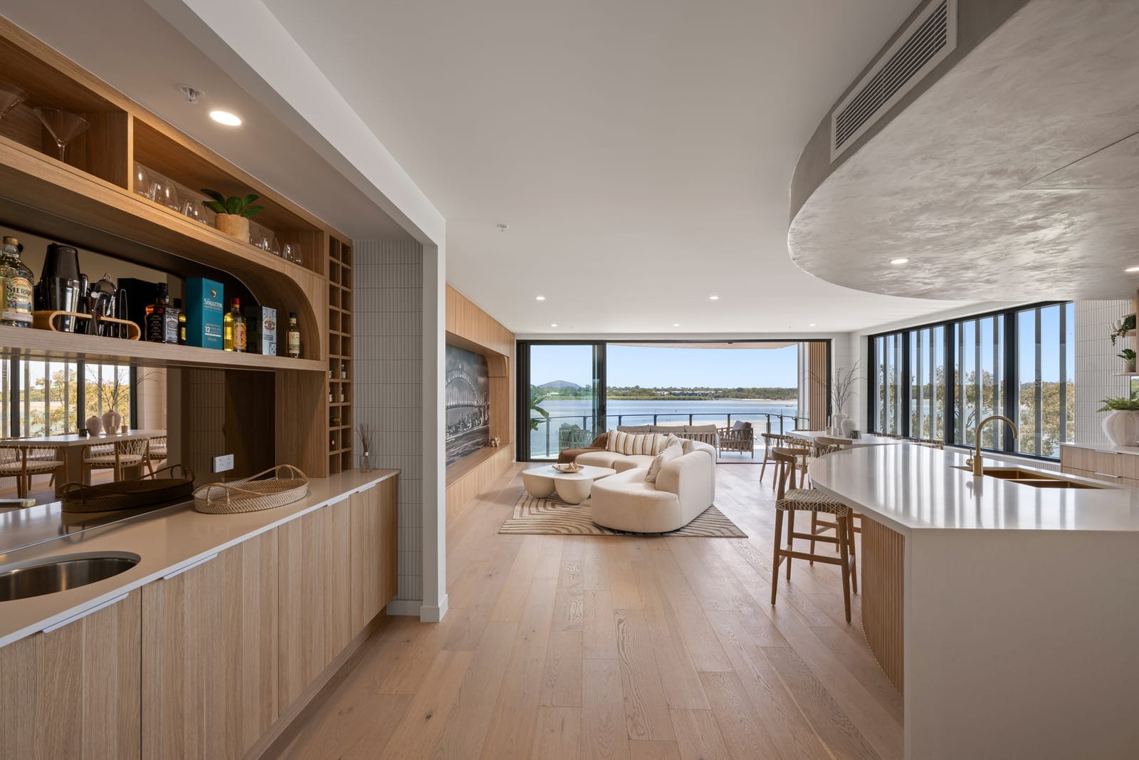 Brand New Luxury Build: Top Floor, EastStunning Views