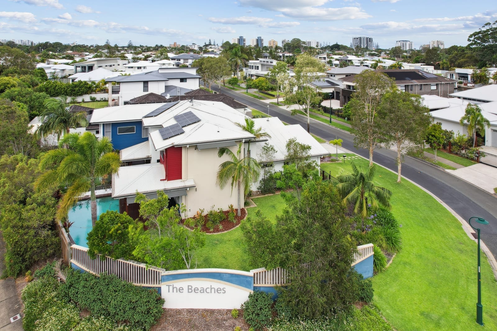 Refined Family Living with Lagoon Pool and Stunning Outdoor Entertaining