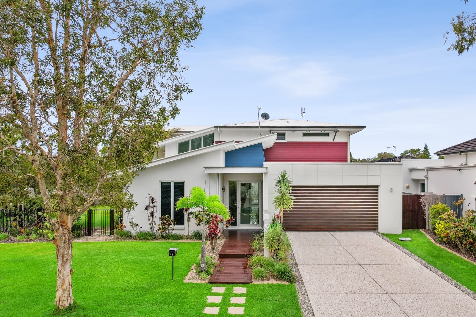 Refined Family Living with Lagoon Pool and Stunning Outdoor Entertaining