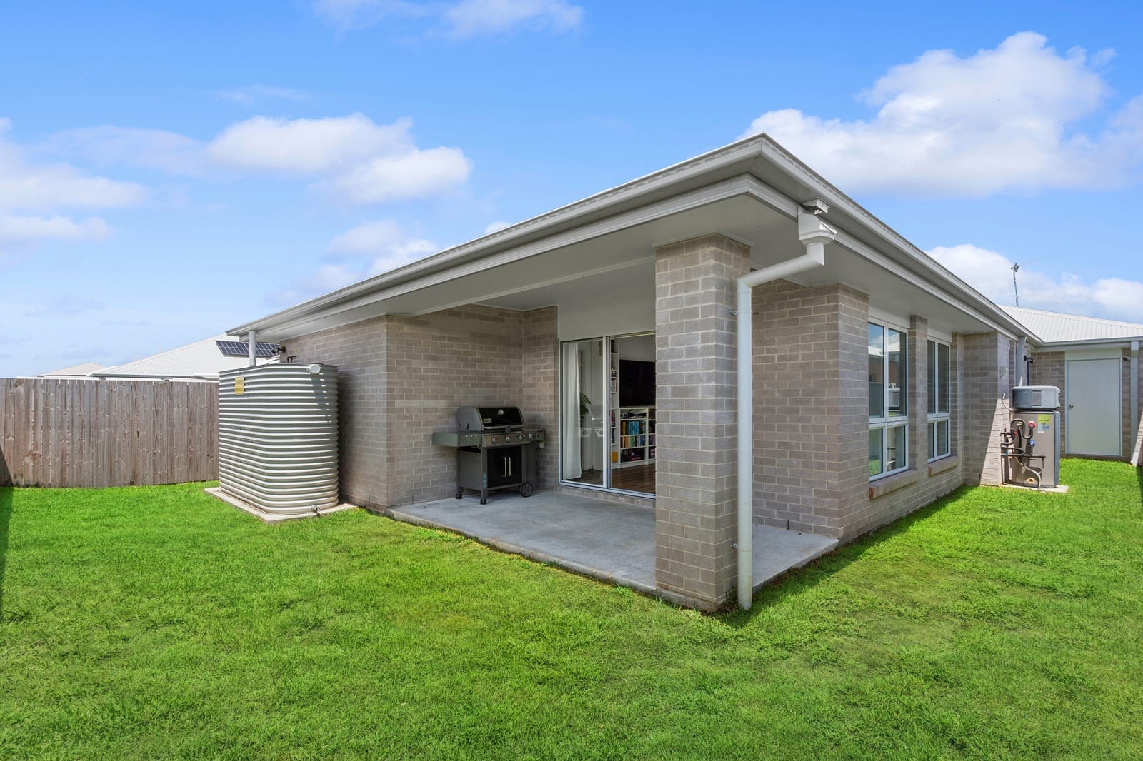 SOLD by Team Cassie Kennedy!