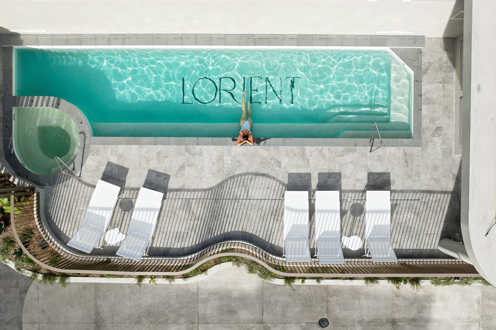 Riverfront Luxury: Prestige, Presence, Pedigree