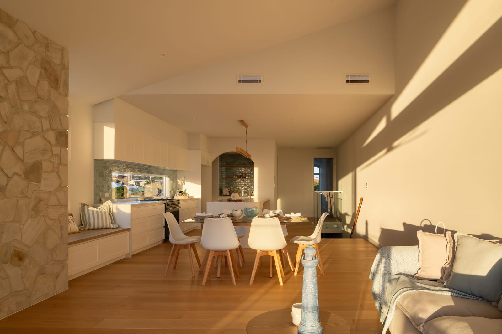 Brand-new Luxury Home, Ocean views, Lifestyle and Location