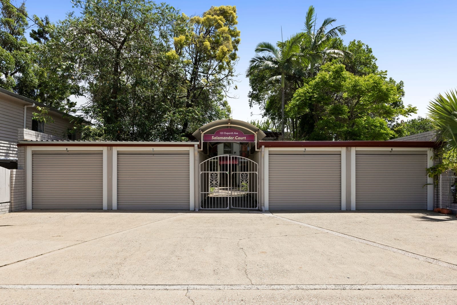 Prime Airbnb or Investment Opportunity by the River