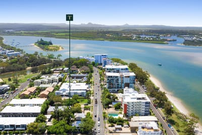 Prime Airbnb or Investment Opportunity by the River