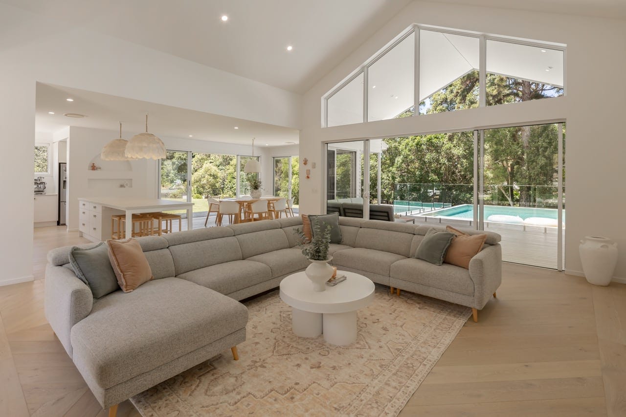 Acreage to Ocean: Best of Both Worlds!