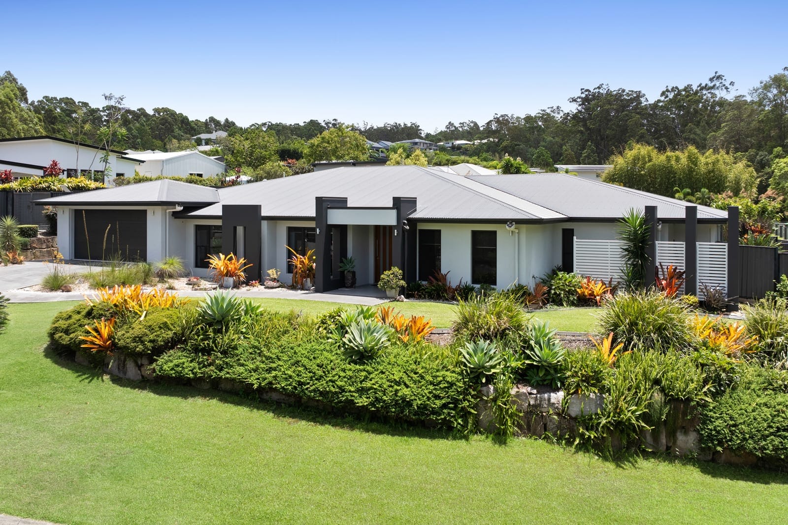 SOLD by Ollie Lehmann TOWN