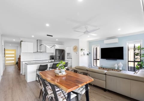 SOLD by Team Cassie Kennedy!