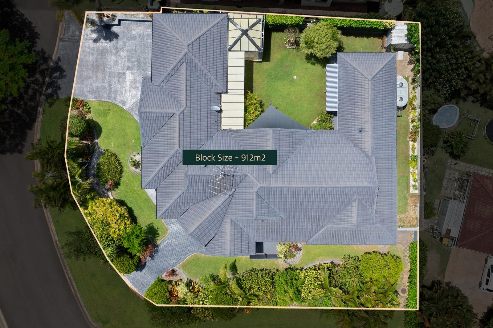 Prime Positioned Family Home in Sought-After Buderim Cul-de-Sac