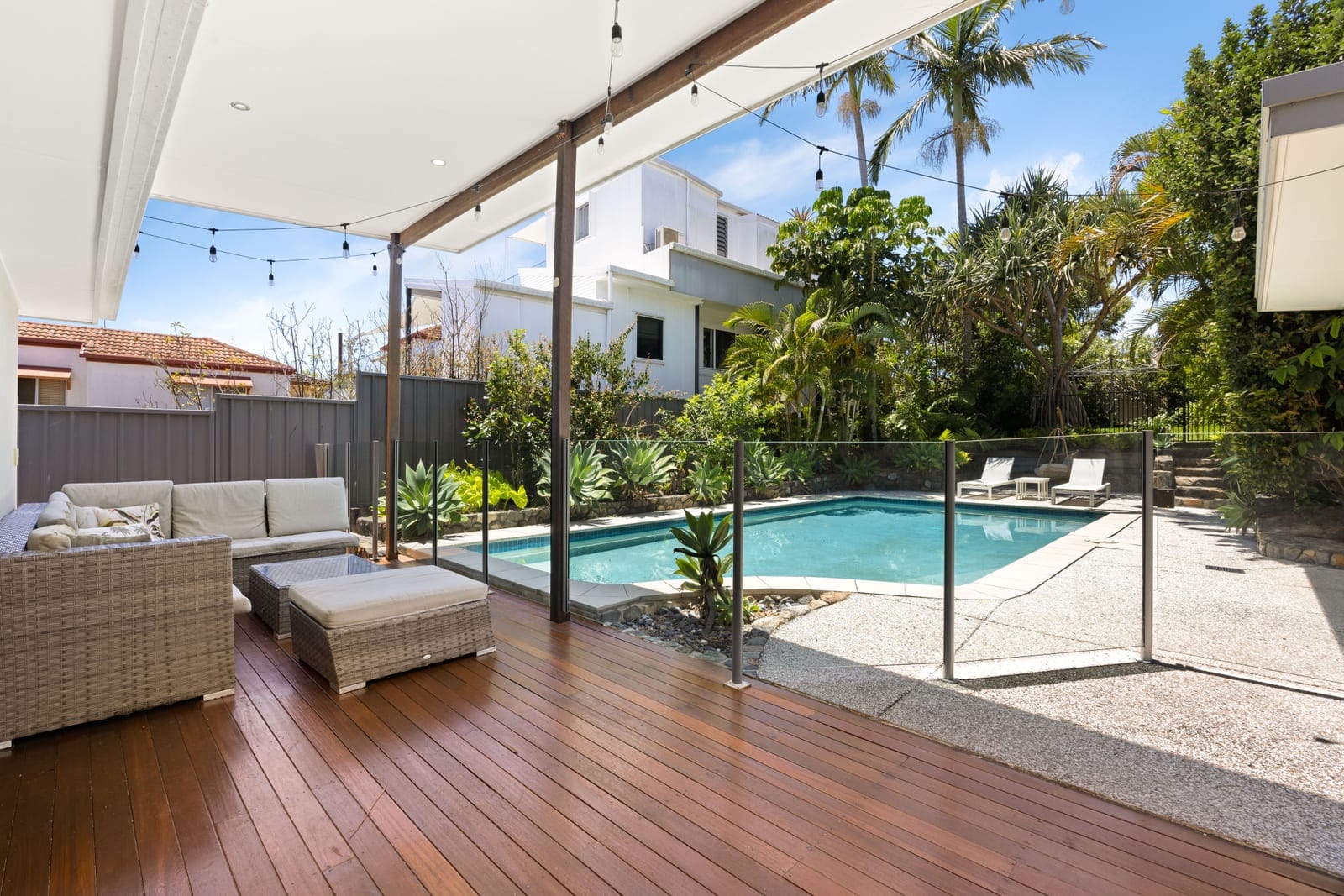 Blue-Chip Golden Triangle: Elevation, Light, Lifestyle, Location!