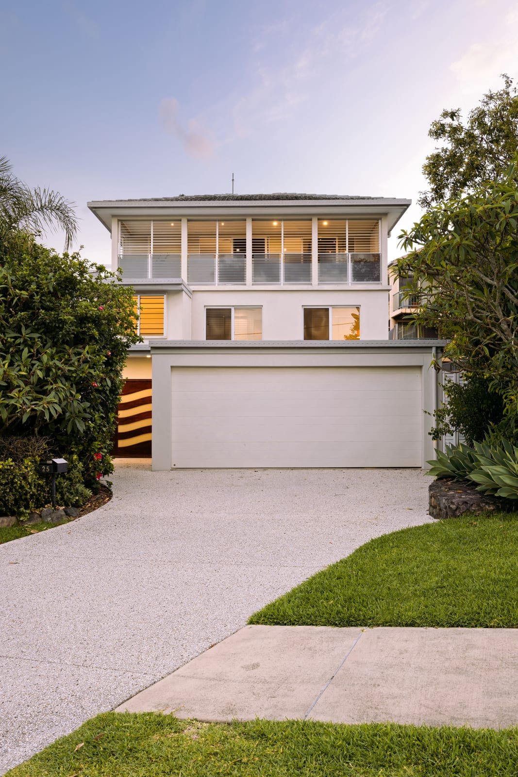 Blue-Chip Golden Triangle: Elevation, Light, Lifestyle, Location!