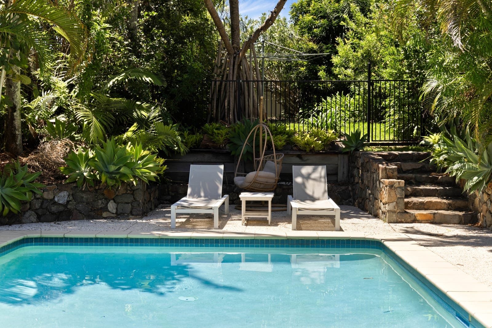 Blue-Chip Golden Triangle: Elevation, Light, Lifestyle, Location!