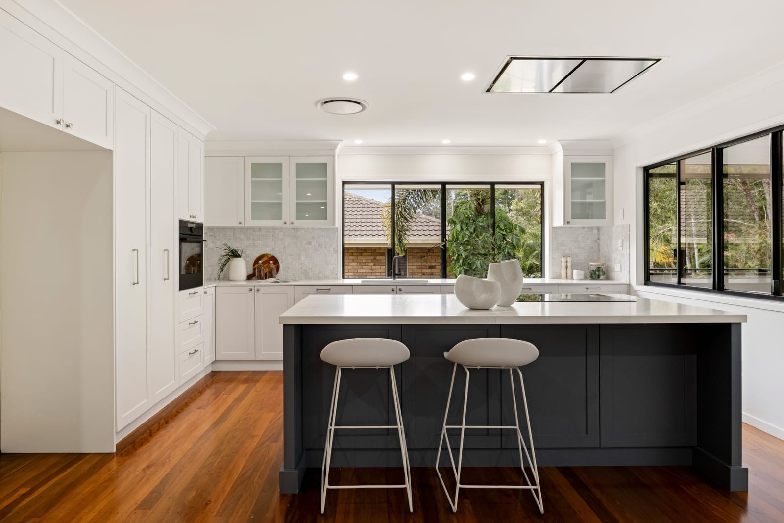 SOLD BY OLLIE LEHMANN